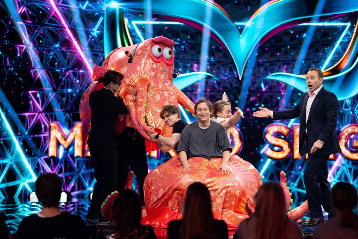 Octopus Unmasked on Masked Singer as Jury Celebrates Correct Guess