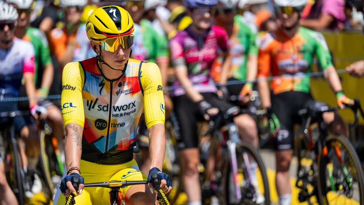 Tour de France women’s time trial prompts bra check amid cheating fears