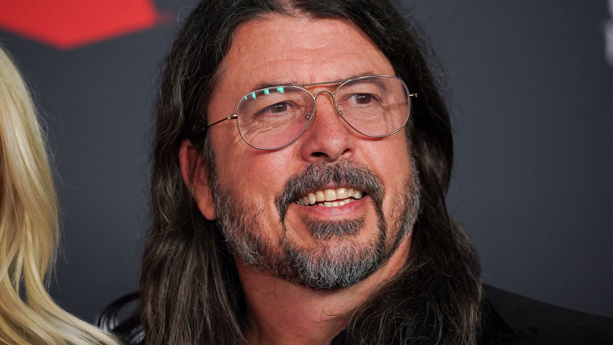 Dave Grohl went to therapy after admitting to cheating