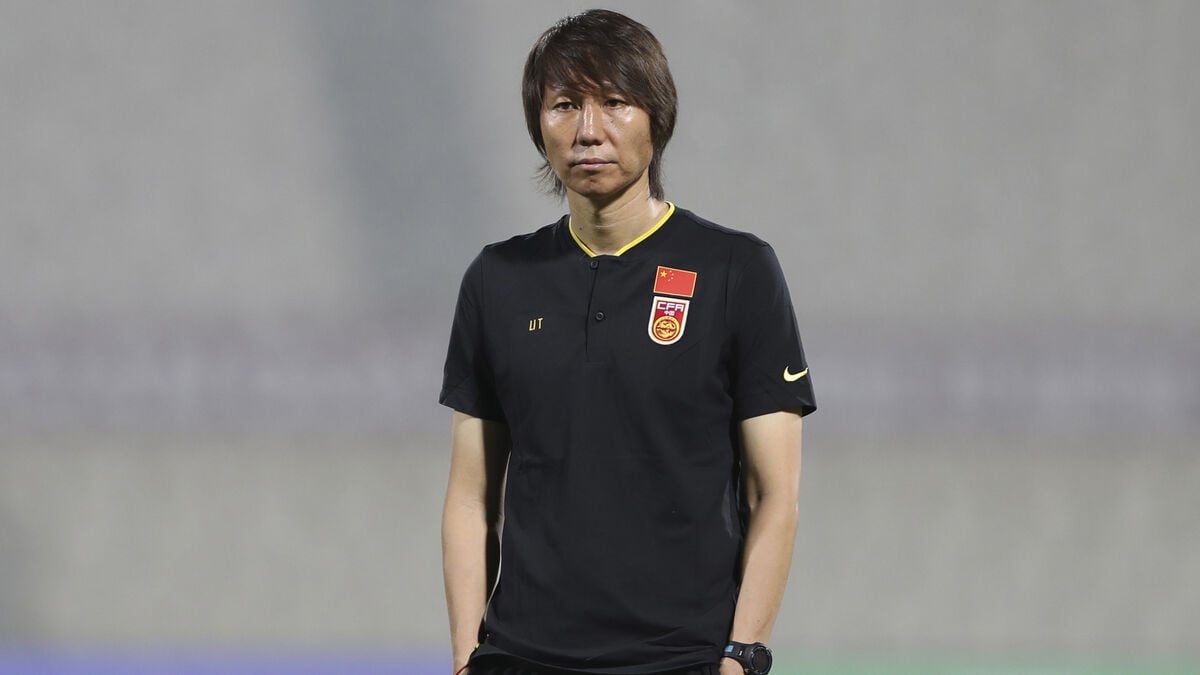 Former national team captain banned for life by Chinese Football Association