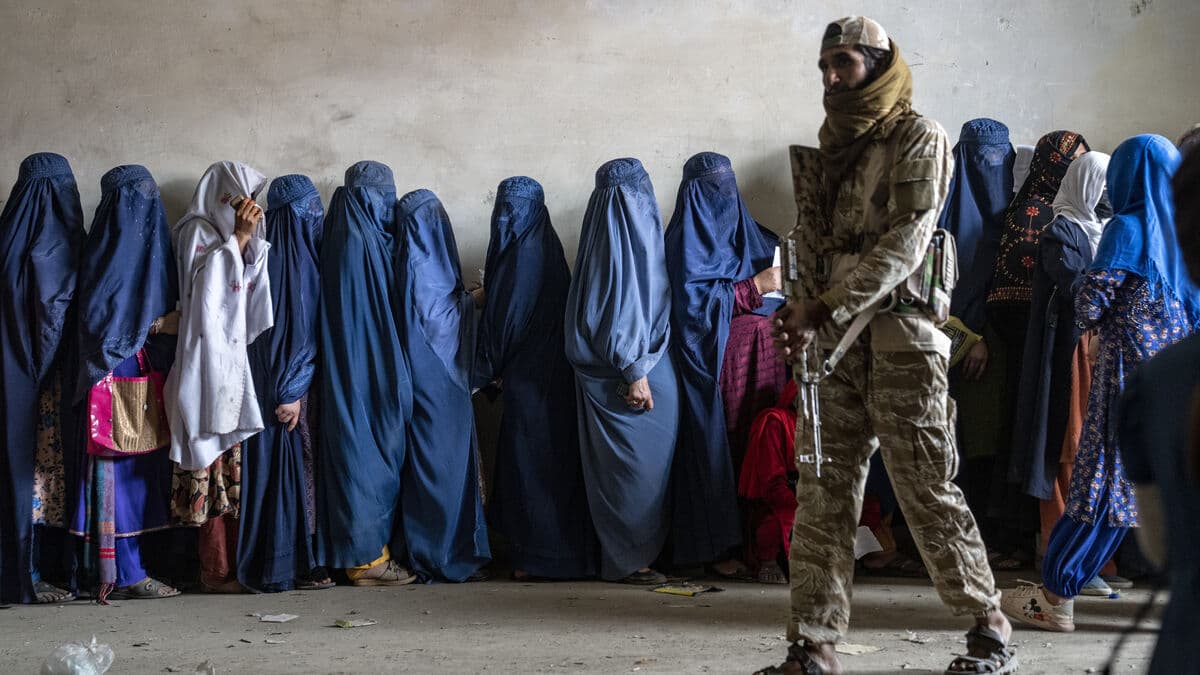 Sweden accused of deporting young women to countries where they face persecution, HRW warns