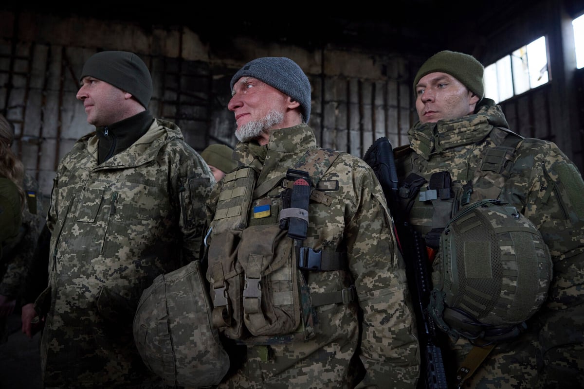 Ukraine Expands Military Eligibility to Include 60-Year-Olds