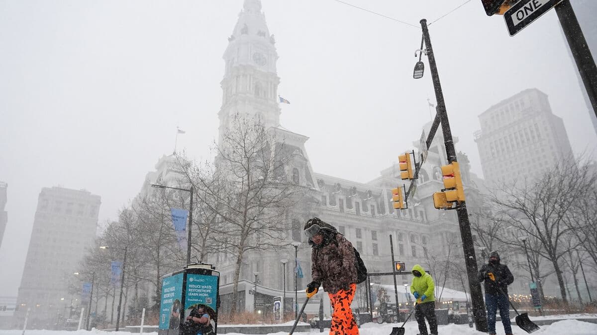 Over a million households without power in the blizzard-hit US