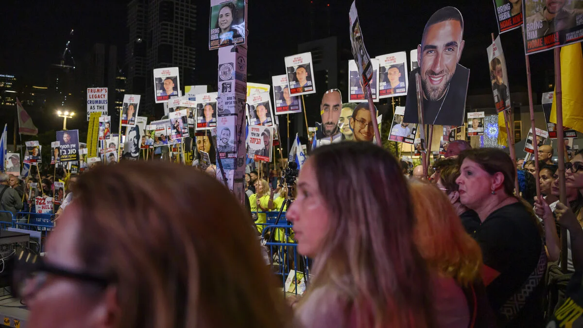 Thousands Protest Netanyahu Government Ahead of Crucial Israeli Election