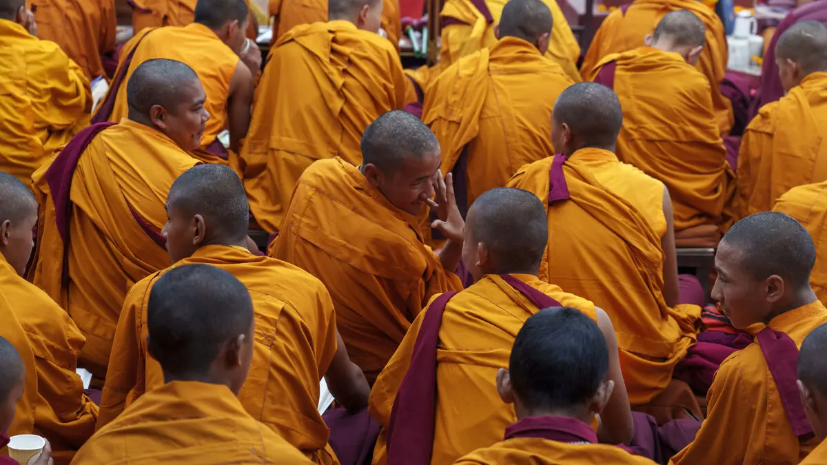 22 monks in Sri Lanka arrested for smuggling 110 kilograms of cannabis from Bangkok