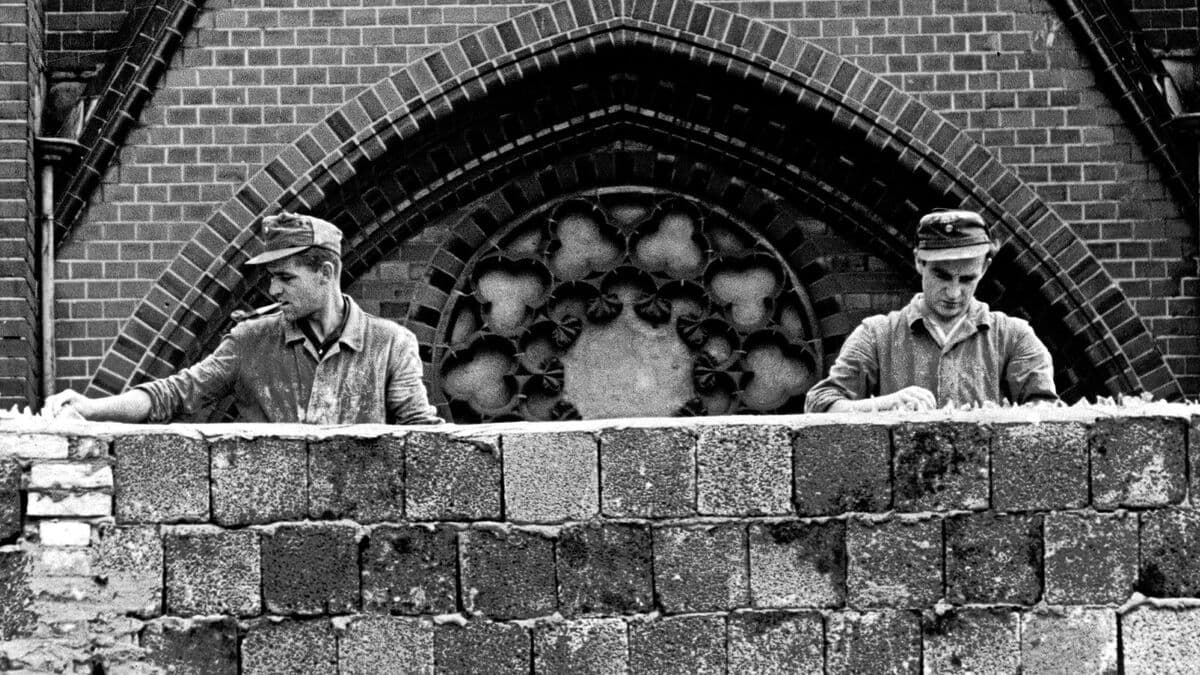 GDR era no longer a mandatory subject in Berlin