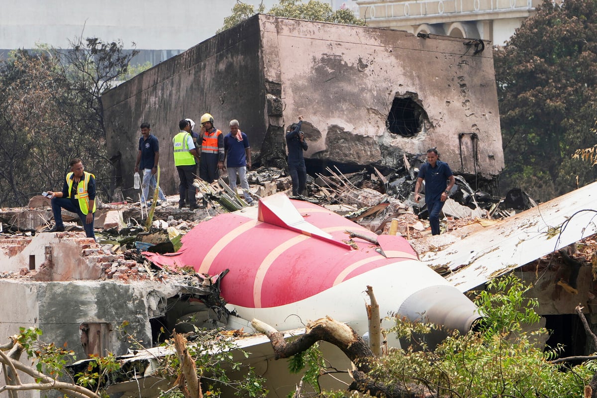 Pilot Error Suspected in June Air India Crash Investigation