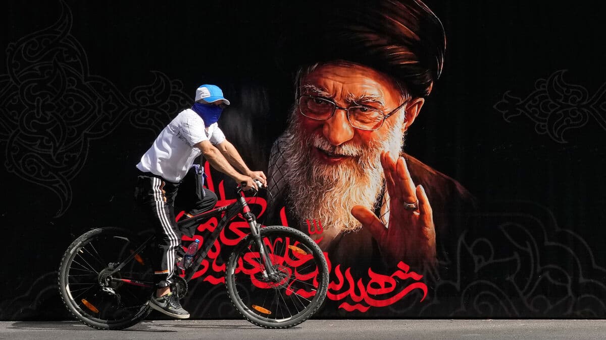 Khamenei funeral officially begins in Tehran as thousands gather