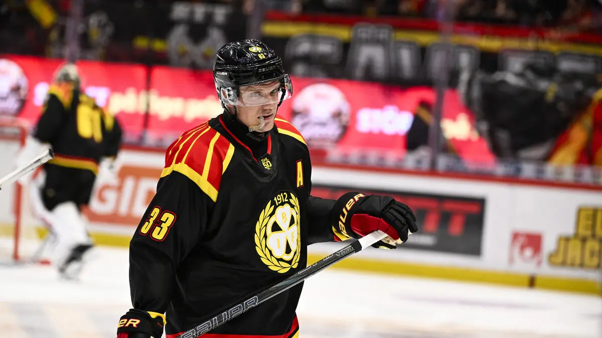 Jakob Silfverberg extends with Brynäs through 2026-27 season