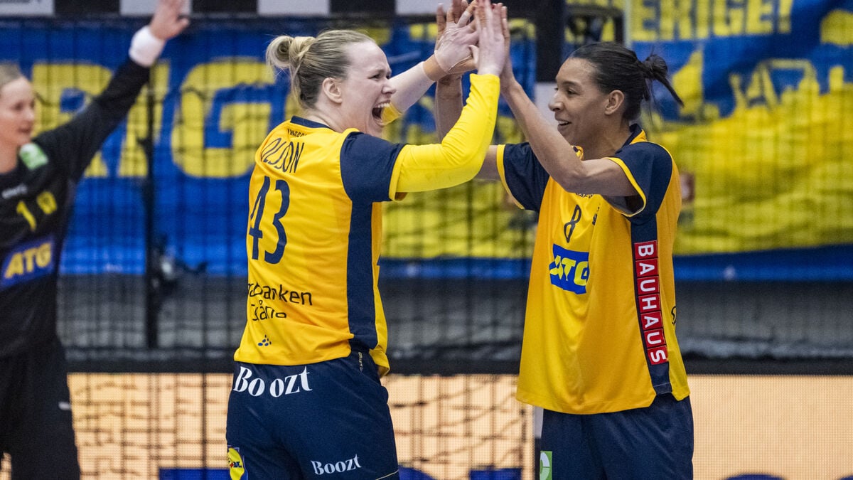 Sweden qualified for the European Championship after easily beating Serbia