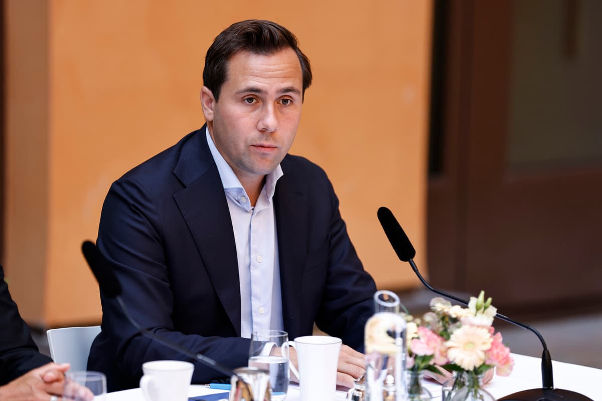 Dousa Questions Effectiveness of Israel's Aerial Aid to Gaza