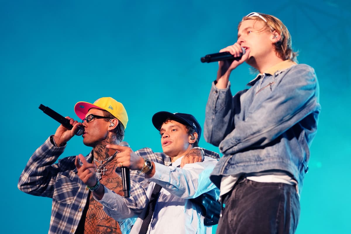 Hov1 Sells Song Rights to Warner Music Sweden