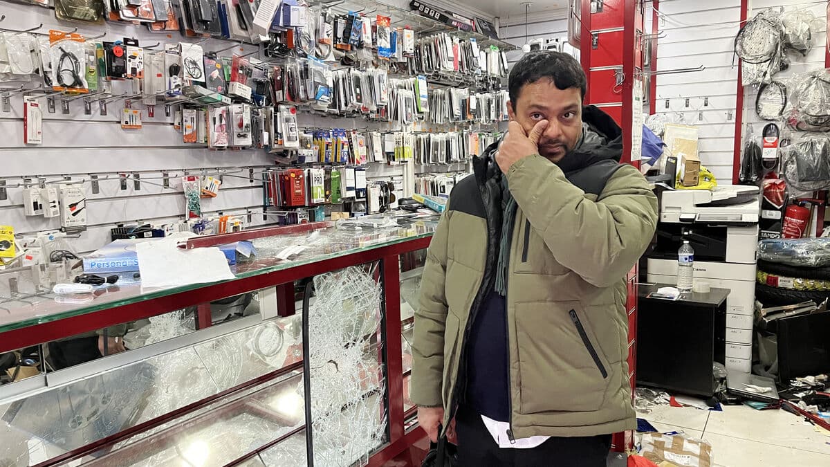 Paris shop owner says 10