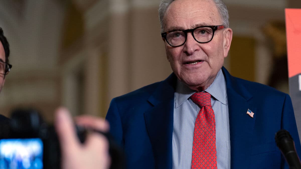 Leading Democrats in furious attack on Trump over easing Russia oil sanctions