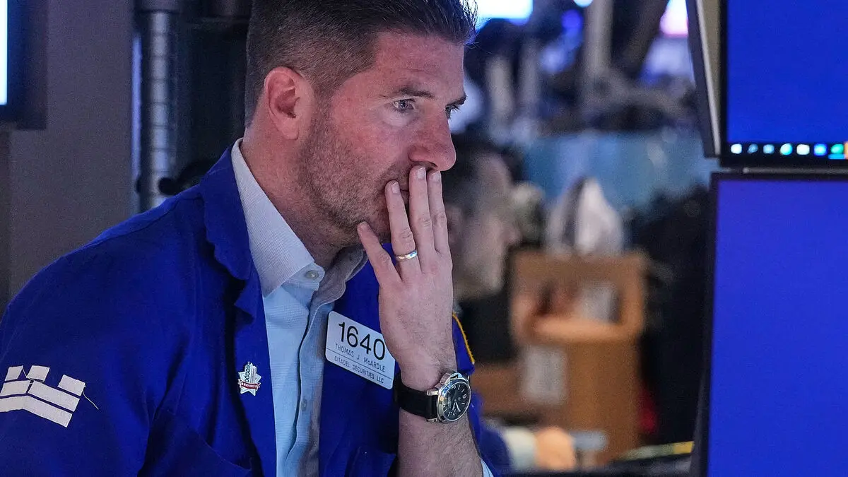 Sour on Wall Street - tech giants retreated