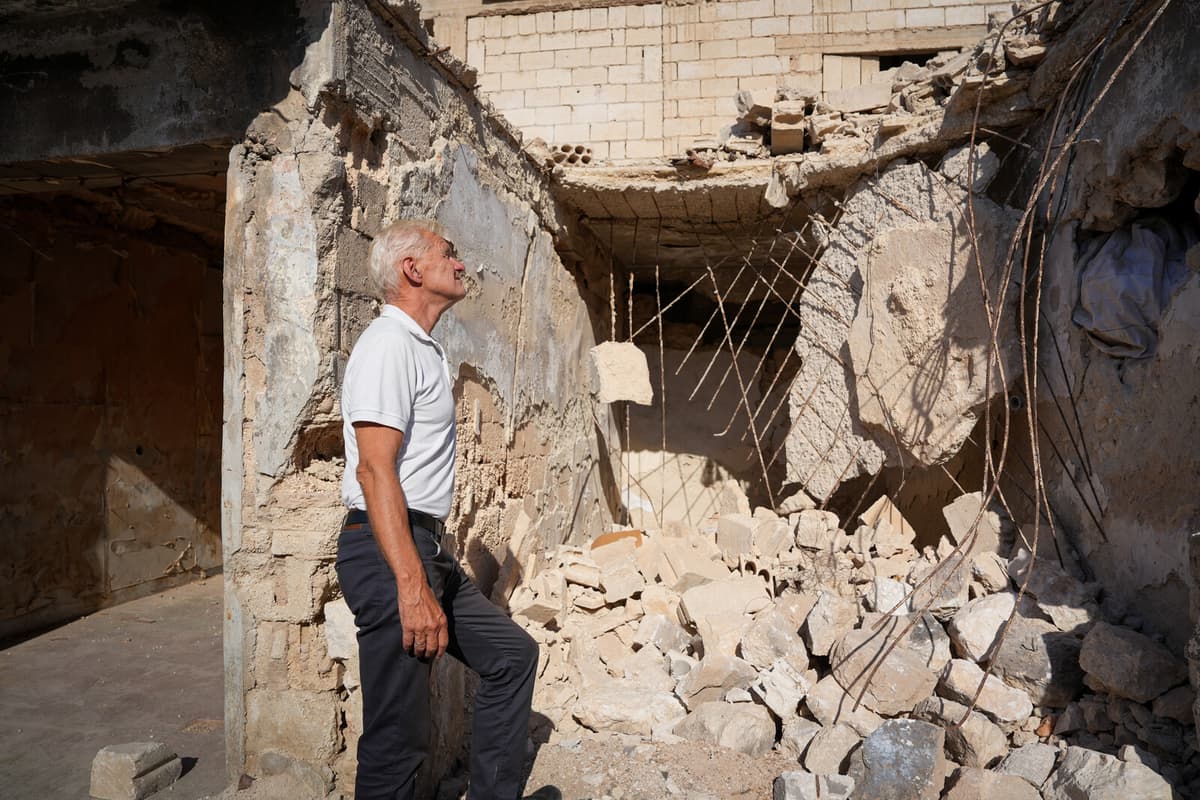 Aid Delays Hinder Syrian Refugees' Return After Assad's Fall