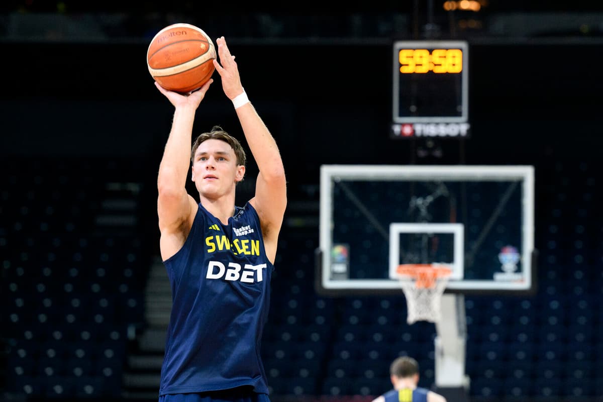 Swedish Stars Larsson and Birgander Out Sick for Euro Championship Match