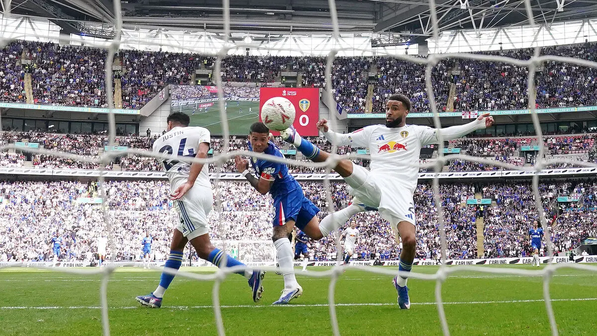 No final for Gudmundsson as Chelsea win