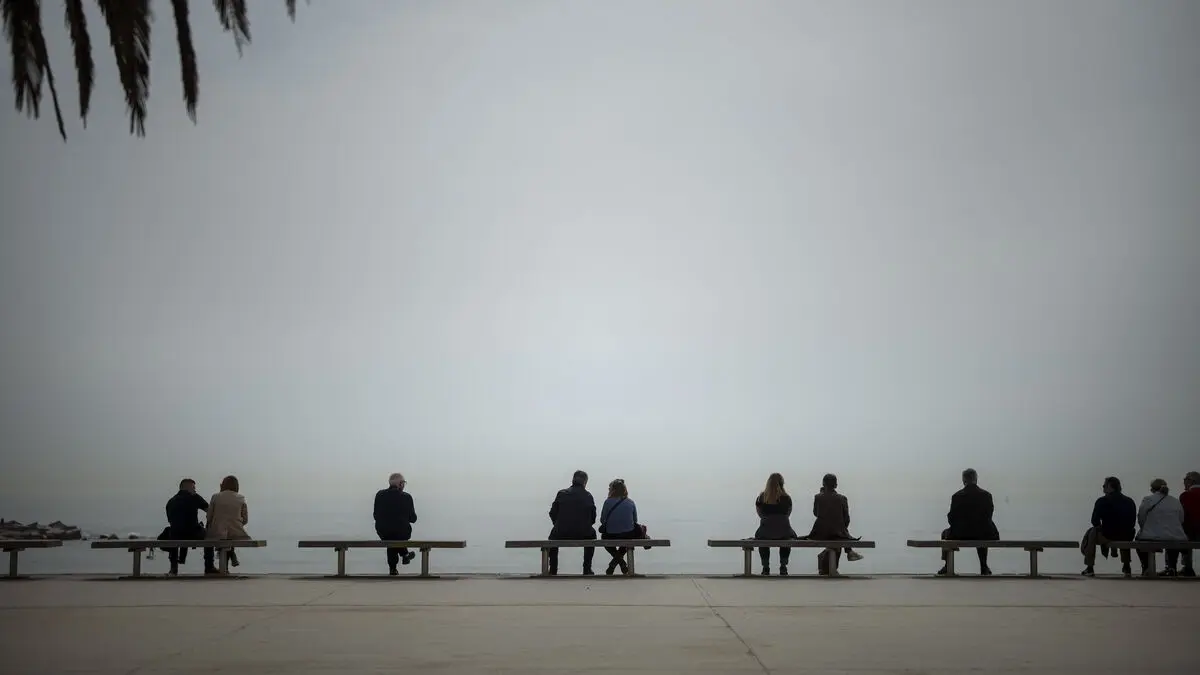 Half a million undocumented immigrants in Spain will be allowed to stay