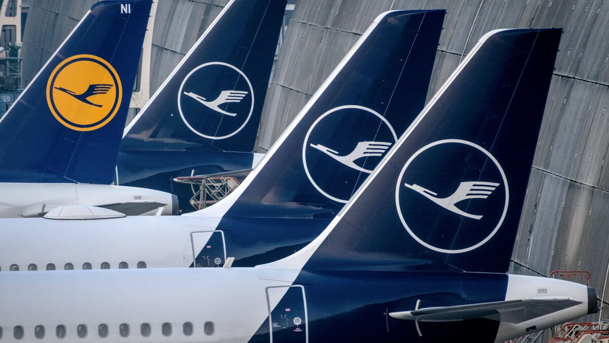 Lufthansa Pilots Vote for Potential Strike Over Pension Dispute