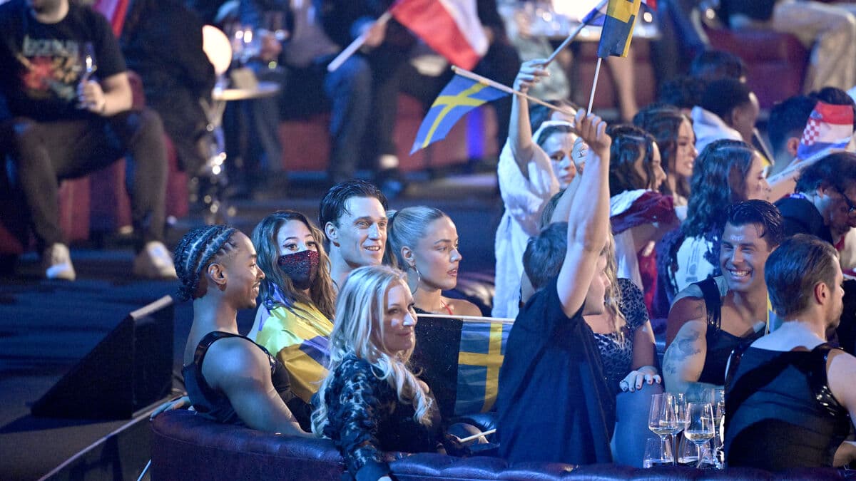 Felicia advances to Eurovision final