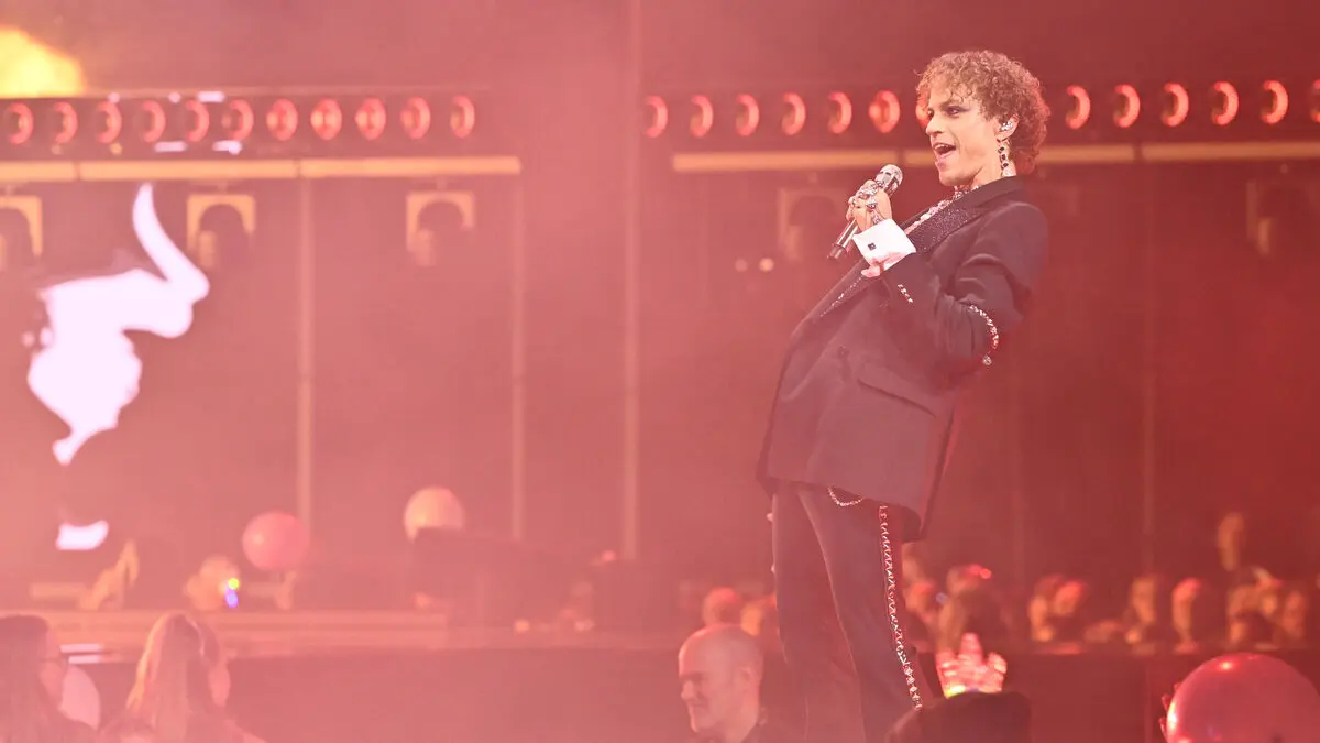 Trouble for Greczula - didn't get a flight