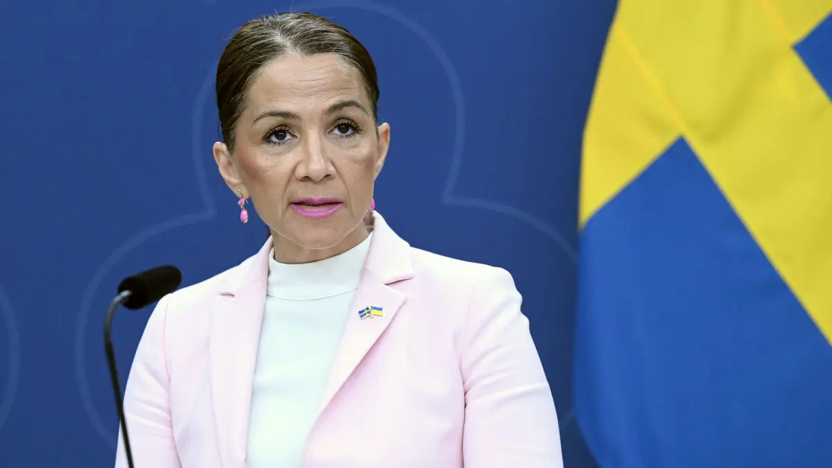 Top names in the Liberal Party are quitting