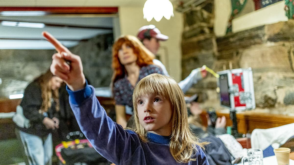 Bestselling Book "Jävla karlar" Adapted into Film with Unique Cast