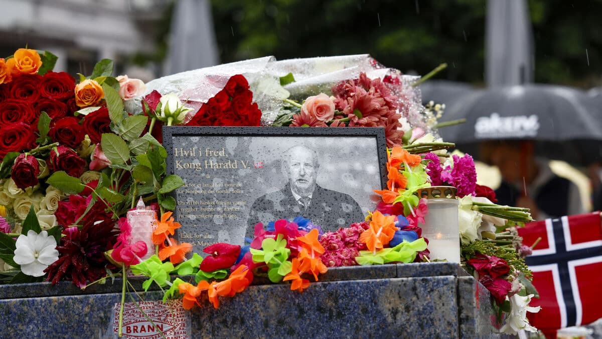 National mourning in Norway as King Haakon takes first steps after Harald’s death