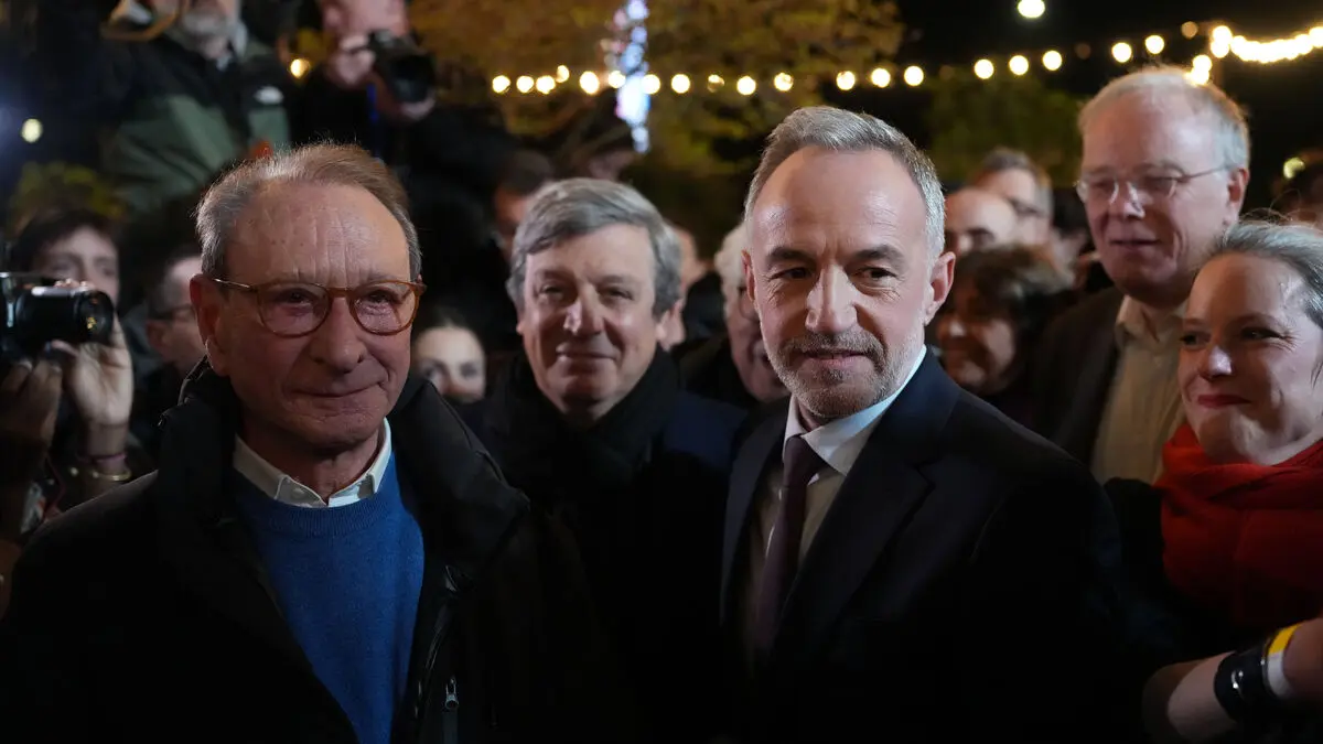 Leftist victories in Paris and Marseille as Grégoire and Payan win mayoral elections