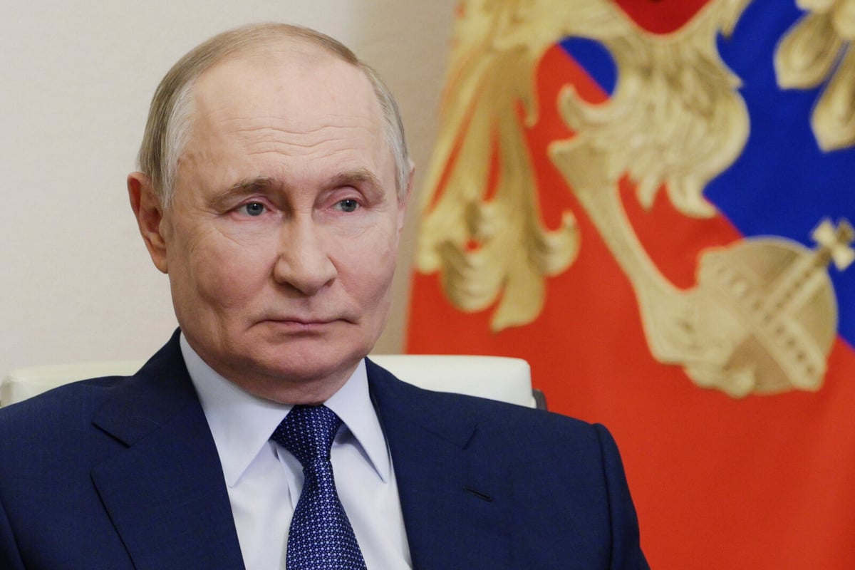 Putin and Macron Discuss Ukraine Ceasefire in First Call Since 2022