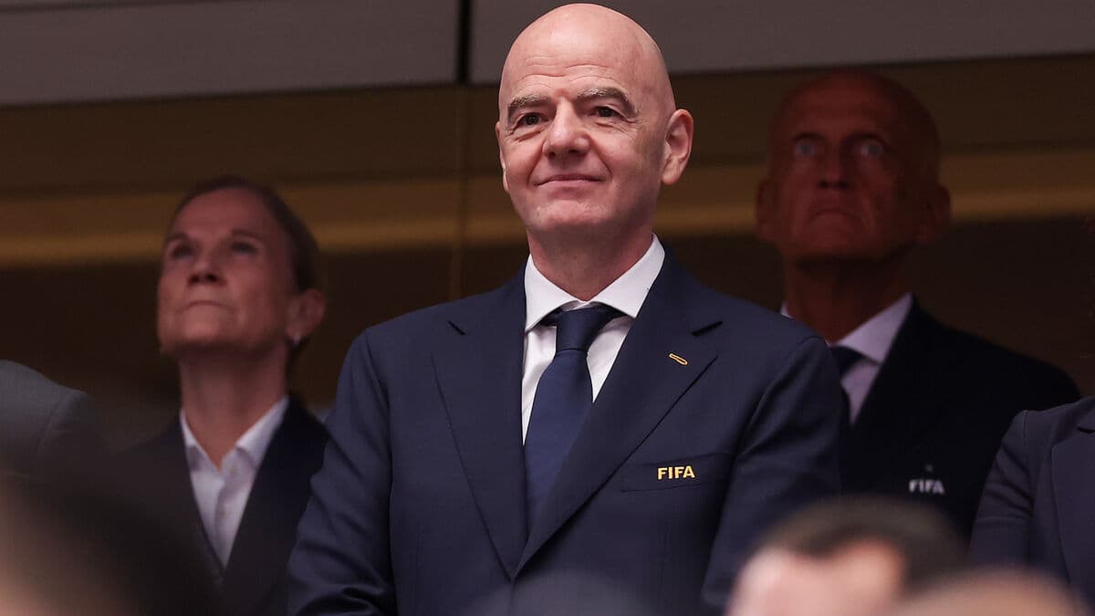 Infantino calls emergency meeting in Morocco amid FIFA criticism