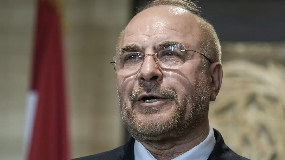 Iran threatens to close the Strait of Hormuz again if US continues blockade of Iranian ships