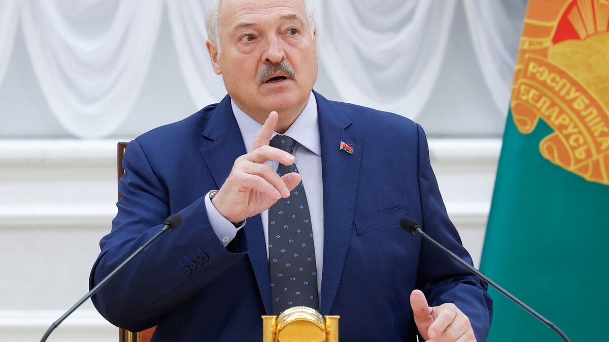 Lukashenko says he and Putin joke about who is the bigger aggressor over Ukraine