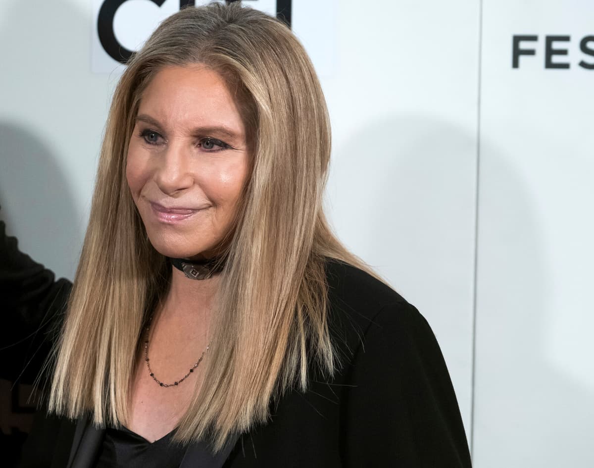 Barbra Streisand Announces Duet Album with Music Superstars