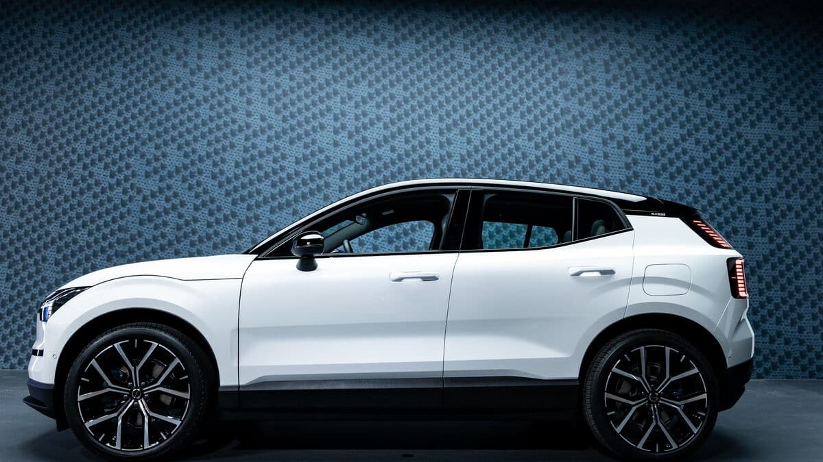 Volvo recalls 40,300 EX30 electric cars over fire risk