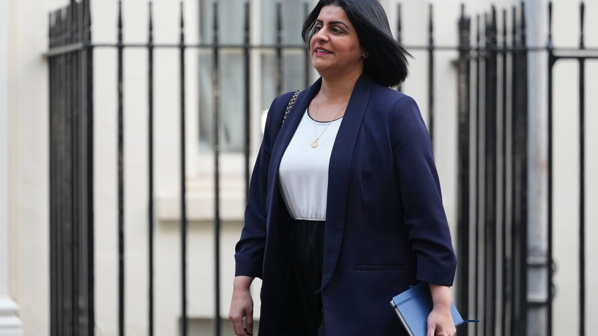 France and Britain agree three-year deal to stop migrant boats across the English Channel