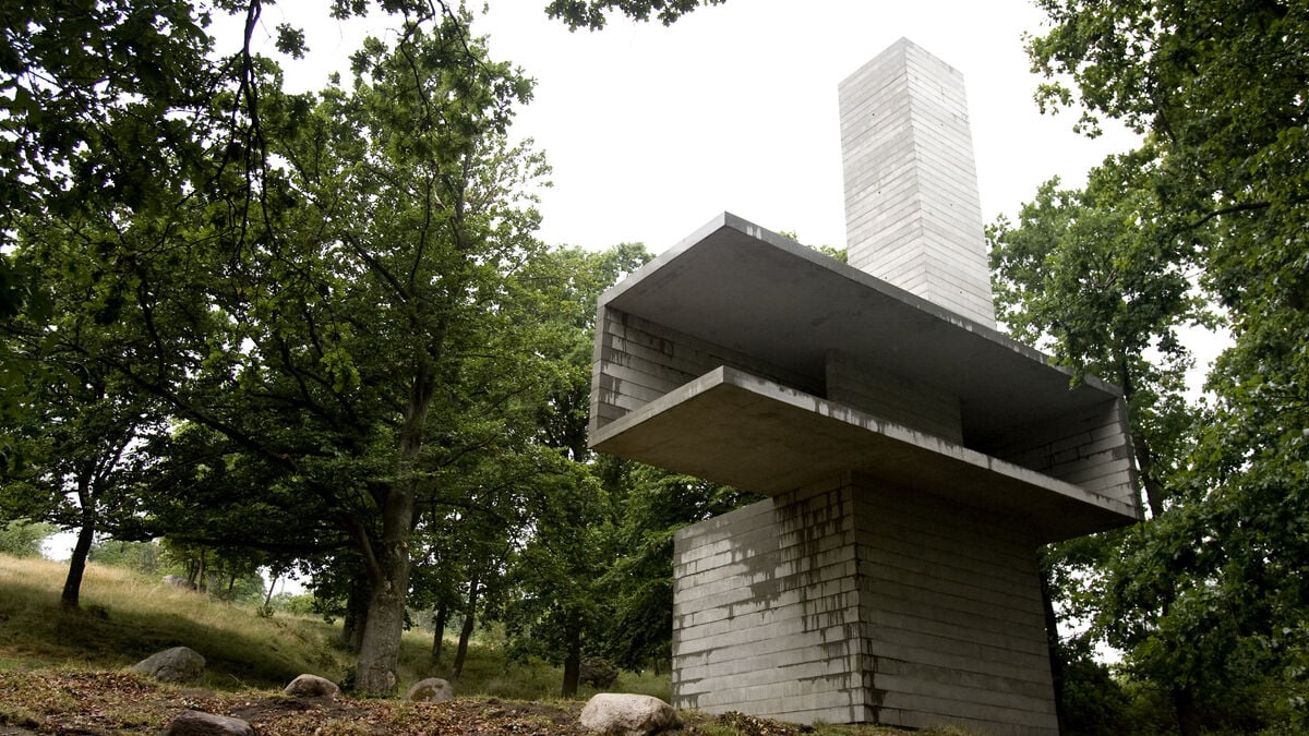 Ulf Lundell avoids Gormley tower, which will be demolished