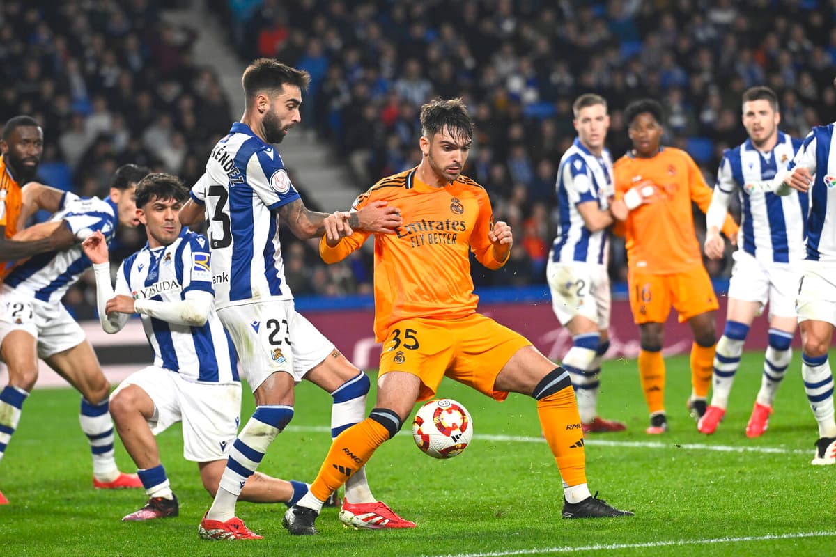 Investigated for sex video – subjected to "die" chants