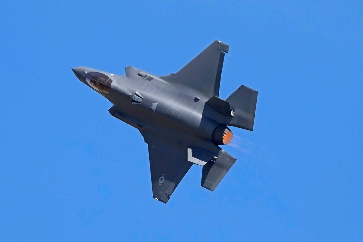Trump Deploys 10 F-35 Fighter Jets to Puerto Rico Amid Drug War