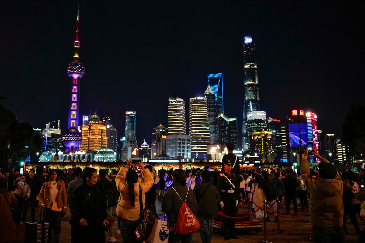 China Holds Steady on Interest Rates Amid Economic Challenges