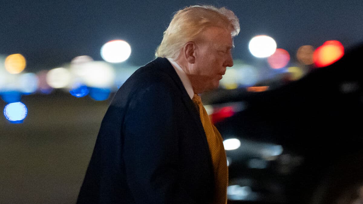 US: Cuba will fall on its own