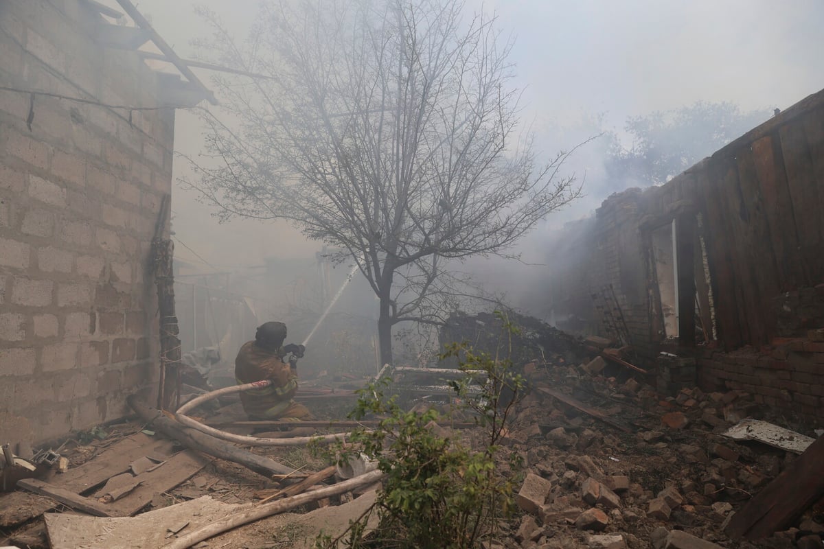 Russian Attacks on Ukraine Leave Several Dead Overnight