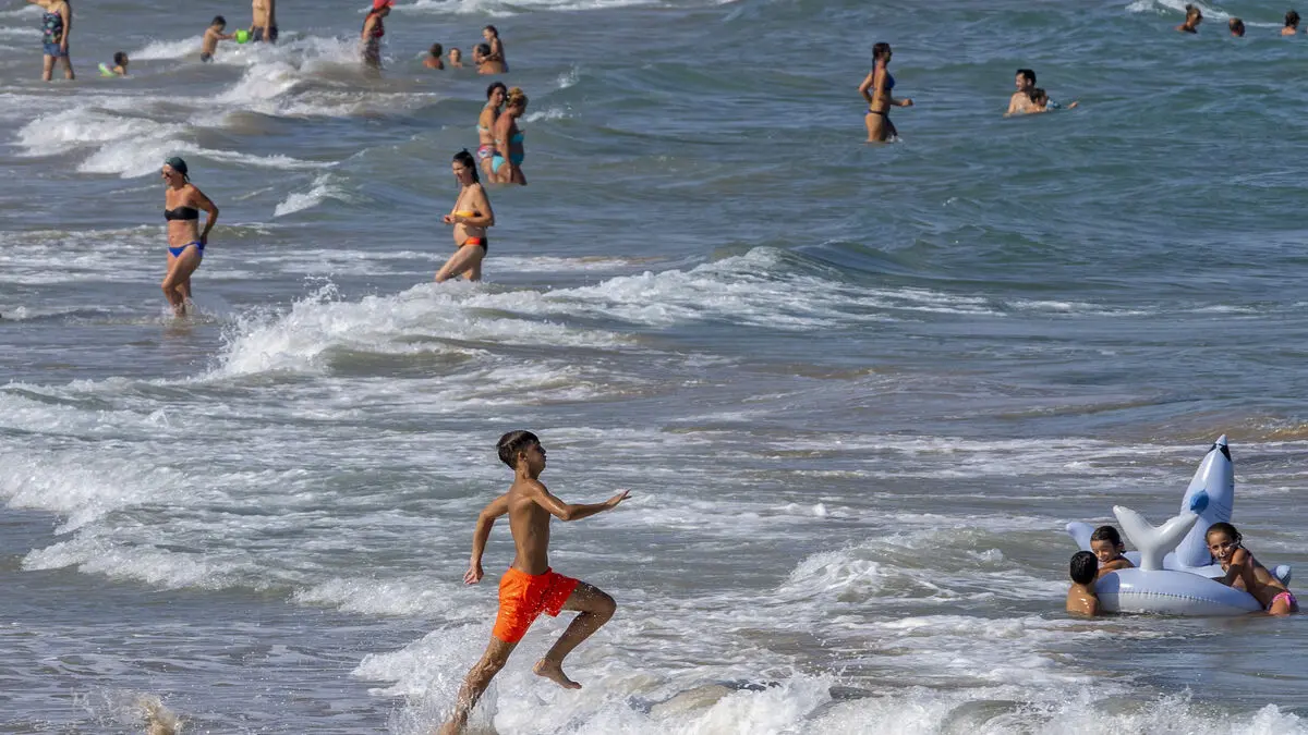 Tourists quickly forget, the wallet determines the destination