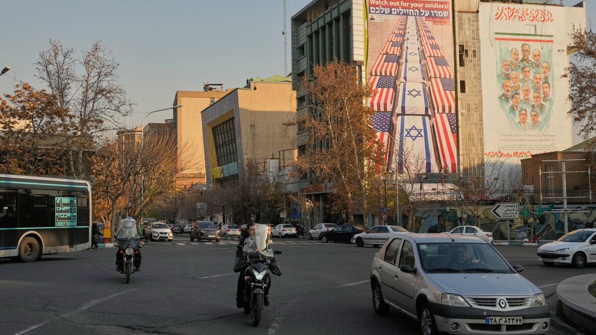 Tear gas fired at protesters in Iran, death toll rises