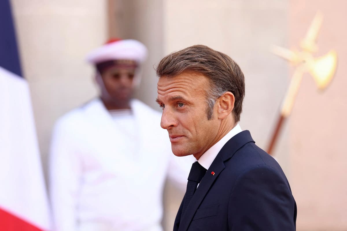 Macron Plans Paris Summit on Ukraine Diplomacy
