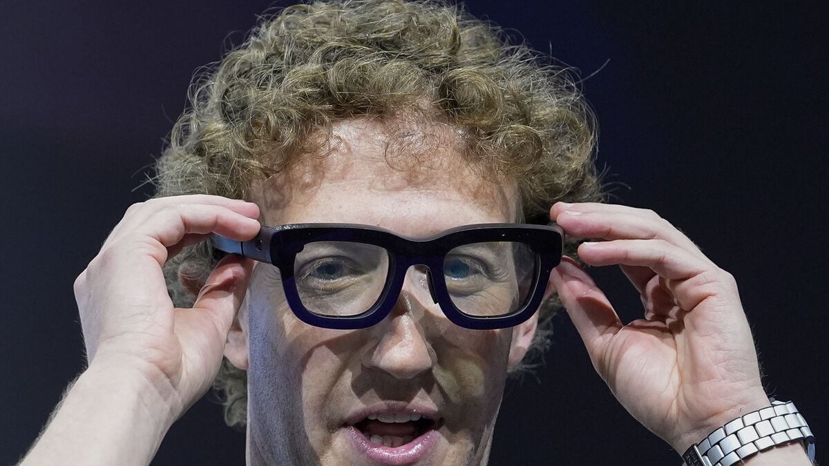 Smart glasses share content - Meta is being sued