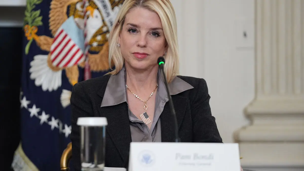 Trump administration sues California over electoral districts