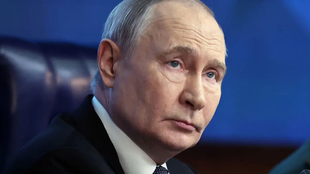 Putin attacks Europe's "little pigs"