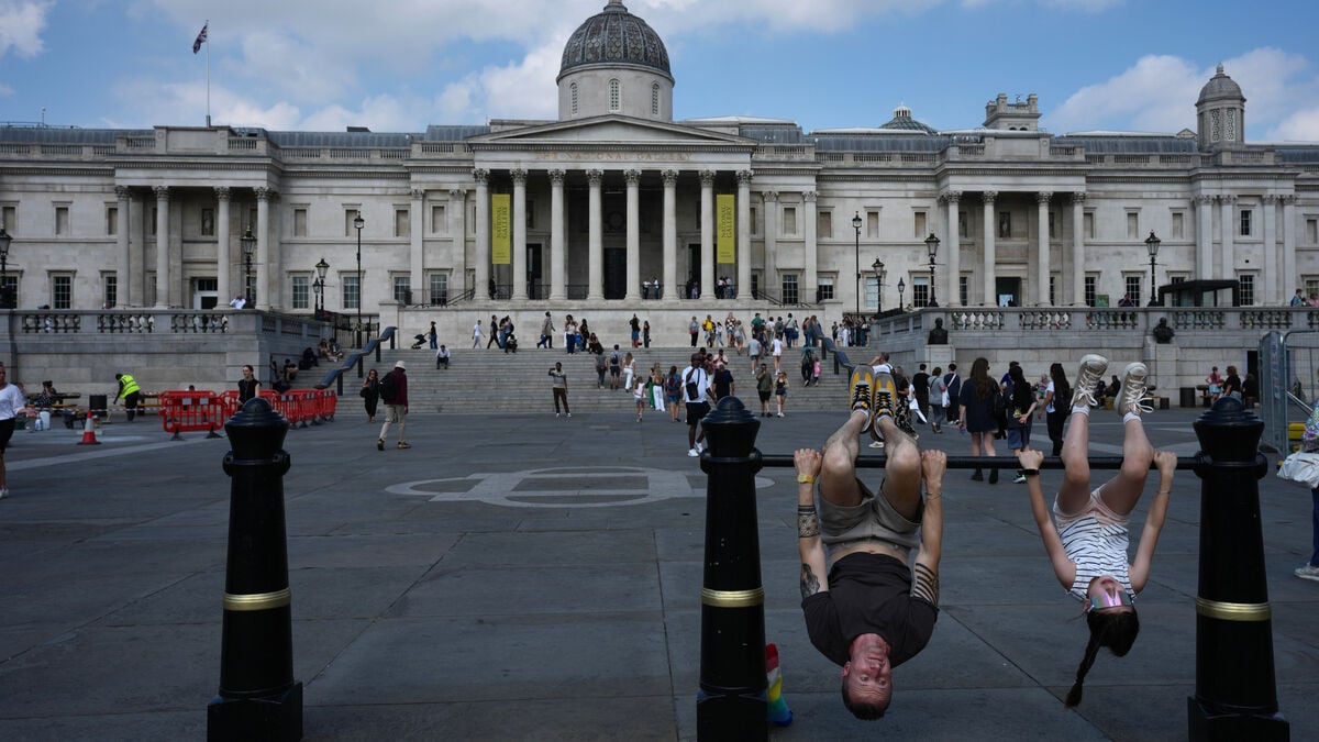 English museums will remain free for tourists
